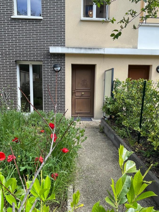 Maison Agreable Et Spacieuse Aux Portes De Paris Et Du Metro Saint-Ouen  Exteriör bild